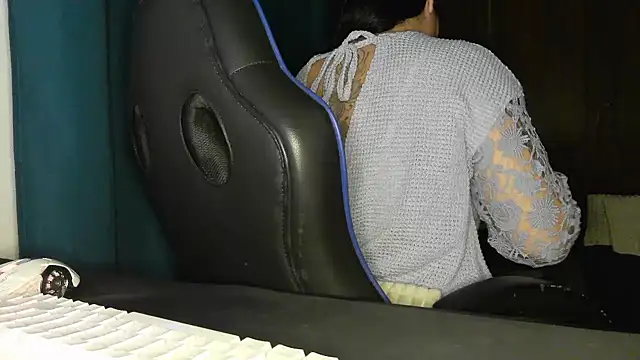 bunnyfox420 online show from November 2025 07:24:02 PM