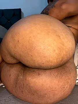 Snapshot of Charlotte_bronxxx chatting on December 2025 10:57:02 AM Charlotte bronxxx online show from December 2025 10:57:02 AM