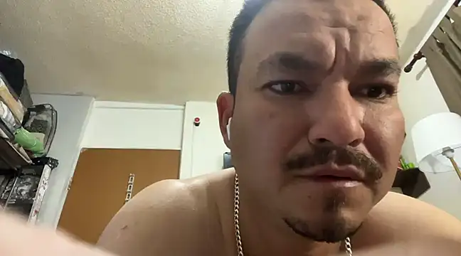 Snapshot of paullliliu chatting on January 2025 02:23:01 AM paullliliu online show from January 2025 02:23:01 AM