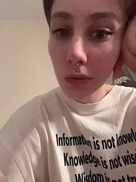 Molli Luv online show from November 2025 01:15:02 AM