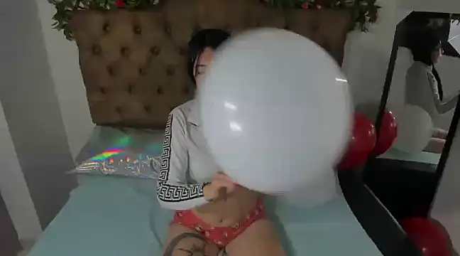 MelodyHott2 online show from February 2025 04:50:02 PM