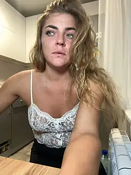 Donna Sun online show from March 2025 06:40:02 PM