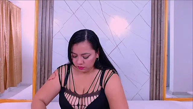 Snapshot of AmmyPike1 chatting on February 2025 12:17:02 PM AmmyPike1 online show from February 2025 12:17:02 PM