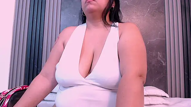 Snapshot of AmmyPike1 chatting on September 2025 12:05:02 PM AmmyPike1 online show from September 2025 12:05:02 PM