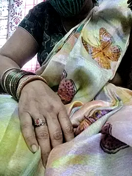 Snapshot of laxmitelugu78 chatting on March 2025 11:44:02 AM laxmitelugu78 online show from March 2025 11:44:02 AM