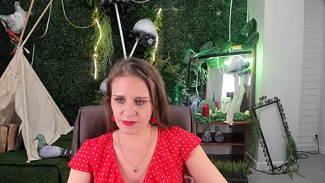 EmiliaBedy online show from February 2025 03:28:02 PM