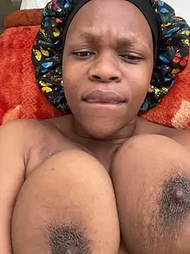 Boneca25 online show from February 2025 06:30:01 AM