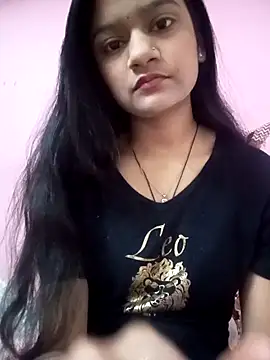 Snapshot of Tanu-00 chatting on November 2025 01:44:02 PM Tanu-00 online show from November 2025 01:44:02 PM