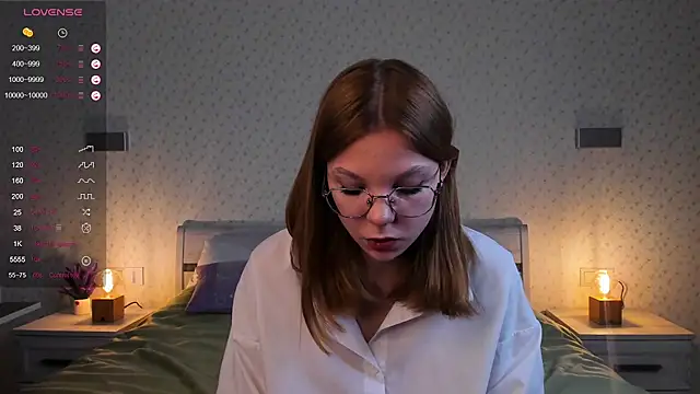 Snapshot of ElvinaBestwick chatting on March 2025 03:26:01 PM ElvinaBestwick online show from March 2025 03:26:01 PM