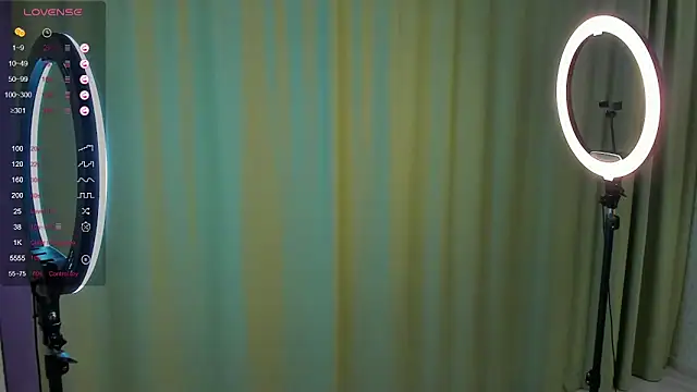 Snapshot of ElvinaBestwick chatting on March 2025 09:59:01 PM ElvinaBestwick online show from March 2025 09:59:01 PM