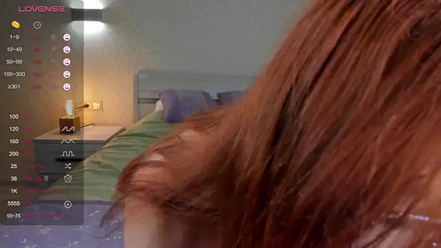 Snapshot of ElvinaBestwick chatting on March 2025 09:38:02 PM ElvinaBestwick online show from March 2025 09:38:02 PM