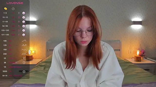 Snapshot of ElvinaBestwick chatting on March 2025 09:48:01 PM ElvinaBestwick online show from March 2025 09:48:01 PM