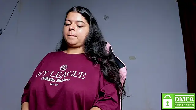 Snapshot of Little_Shaara chatting on October 2025 09:19:01 AM Little Shaara online show from October 2025 09:19:01 AM