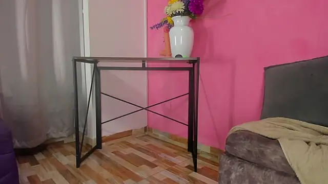 evaa greey online show from February 2025 02:16:01 AM