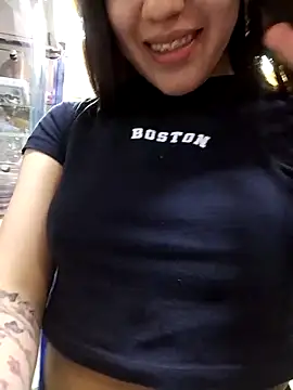 Snapshot of samathasexx chatting on November 2025 10:42:02 PM samathasexx online show from November 2025 10:42:02 PM