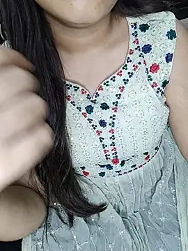 JANVI MISHRA1 online show from April 2026 07:14:01 PM