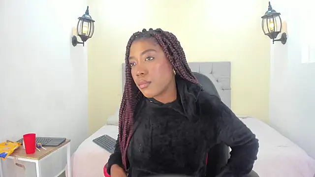 Snapshot of Dakkota_Fox chatting on November 2025 08:30:01 PM Dakkota Fox online show from November 2025 08:30:01 PM