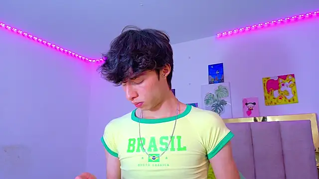 Snapshot of Juanmres chatting on June 2026 10:03:02 PM Juanmres online show from June 2026 10:03:02 PM