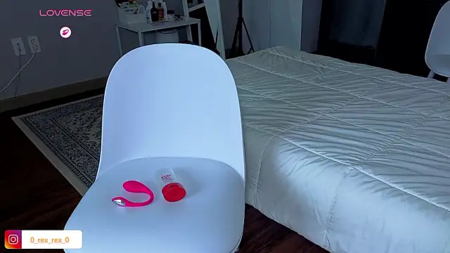 Snapshot of Doh728 chatting on November 2025 12:10:02 AM Doh728 online show from November 2025 12:10:02 AM