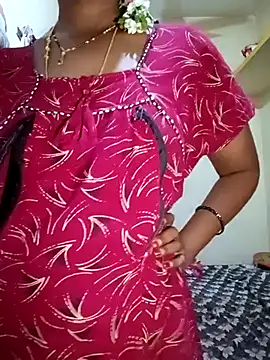 Snapshot of TeluguammayiMahi chatting on December 2025 06:35:02 PM TeluguammayiMahi online show from December 2025 06:35:02 PM