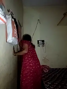 Snapshot of TeluguammayiMahi chatting on December 2025 11:15:01 AM TeluguammayiMahi online show from December 2025 11:15:01 AM