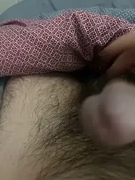 Snapshot of yannusgir33 chatting on December 2025 10:26:02 PM yannusgir33 online show from December 2025 10:26:02 PM