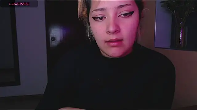 Snapshot of Hinako0Satorii_ chatting on March 2025 02:38:02 AM Hinako0Satorii online show from March 2025 02:38:02 AM