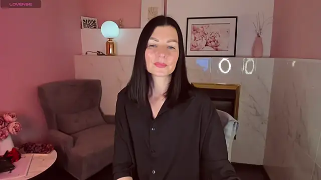 MonicaCheerful online show from February 2025 03:31:02 PM