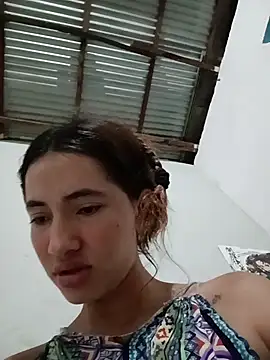 Snapshot of -Nicol chatting on October 2025 10:03:02 AM -Nicol online show from October 2025 10:03:02 AM