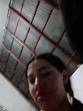 Snapshot of -Nicol chatting on November 2025 10:07:01 AM -Nicol online show from November 2025 10:07:01 AM