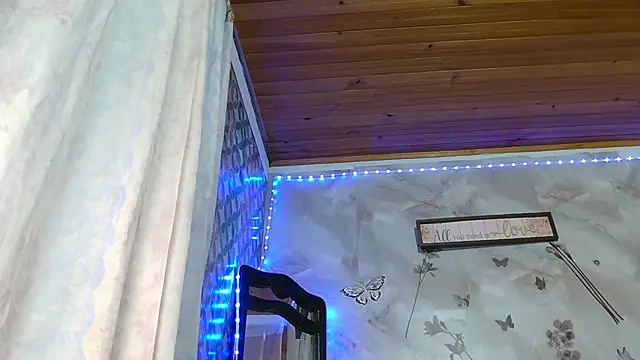 Snapshot of Lya1_ch chatting on February 2025 11:20:02 PM Lya1 ch online show from February 2025 11:20:02 PM