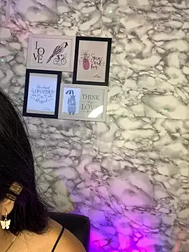 Miss karol online show from January 2026 06:22:01 PM