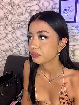 Miss karol online show from February 2026 06:37:02 PM