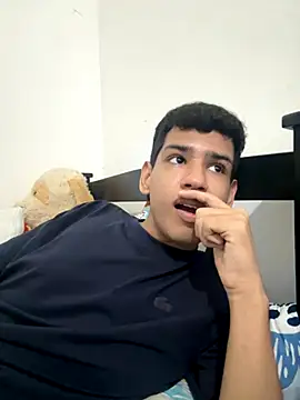 Snapshot of Santiago-Thompson chatting on October 2025 05:52:02 AM Santiago-Thompson online show from October 2025 05:52:02 AM