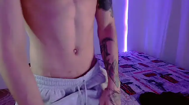 H3ll B0I online show from February 2025 08:07:02 AM