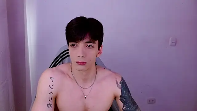 H3ll B0I online show from July 2026 12:11:01 PM