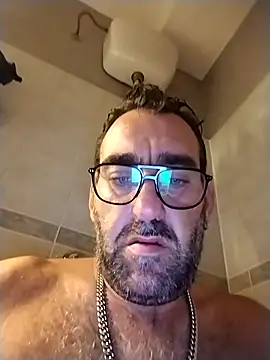 Snapshot of Hardasanut chatting on October 2025 06:43:01 PM Hardasanut online show from October 2025 06:43:01 PM