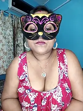 Snapshot of straightthing chatting on October 2025 07:47:01 PM straightthing online show from October 2025 07:47:01 PM