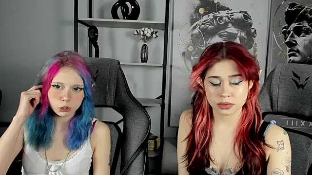 MisaPage online show from November 2025 08:45:01 PM