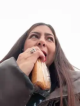 Snapshot of Mar_marz chatting on March 2025 09:11:01 AM Mar marz online show from March 2025 09:11:01 AM