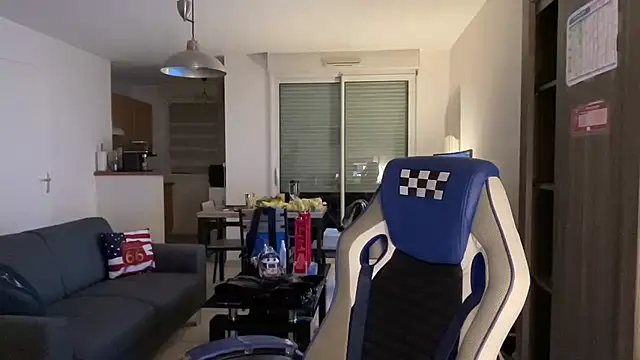 Funnyjul31 online show from March 2025 06:21:02 PM