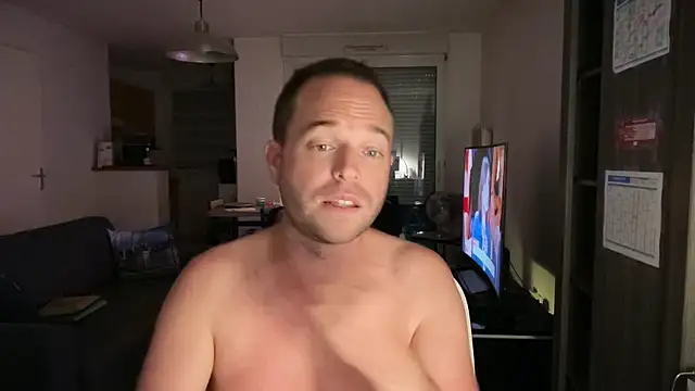 Funnyjul31 online show from October 2025 05:35:01 PM