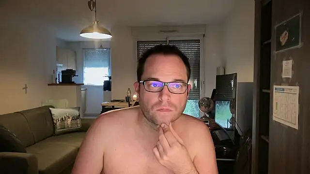 Funnyjul31 online show from February 2026 04:27:02 PM