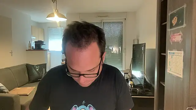 Funnyjul31 online show from April 2026 02:03:02 PM