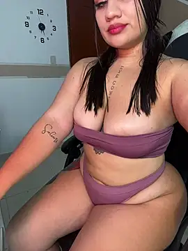 alexa cf online show from February 2025 11:33:02 AM