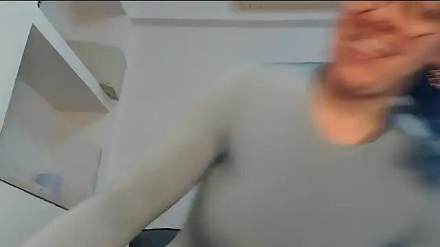 Ju-Hot online show from April 2026 03:20:01 PM