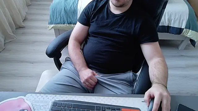 alexx0904 online show from October 2025 12:25:02 PM