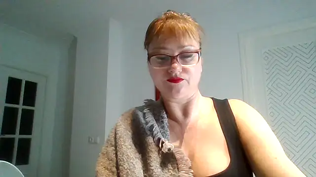 Snapshot of Luzia-Sal chatting on January 2025 08:29:02 AM Luzia-Sal online show from January 2025 08:29:02 AM