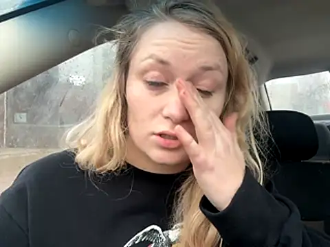 kcmo1010 online show from November 2025 09:48:02 PM