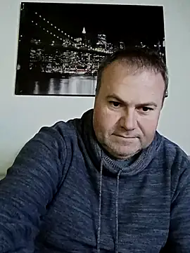 Pourleplasirs online show from November 2025 09:25:02 PM